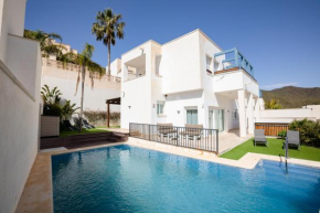 Sunny Villa with garden and salt water pool Nijar